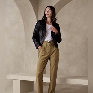 Banana Republic Refined Utility Pant sz 6 NWOT